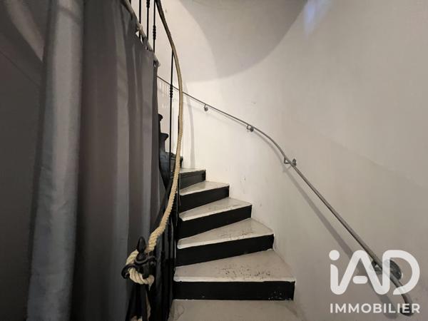 Location appartement 5 pièces 95 m² Goudargues