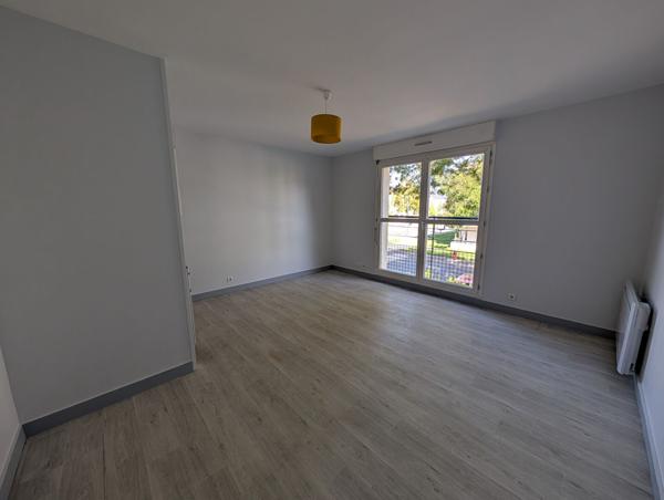 Appartement Saint Cyr Sur Loire 1 pièce(s) 28 m2