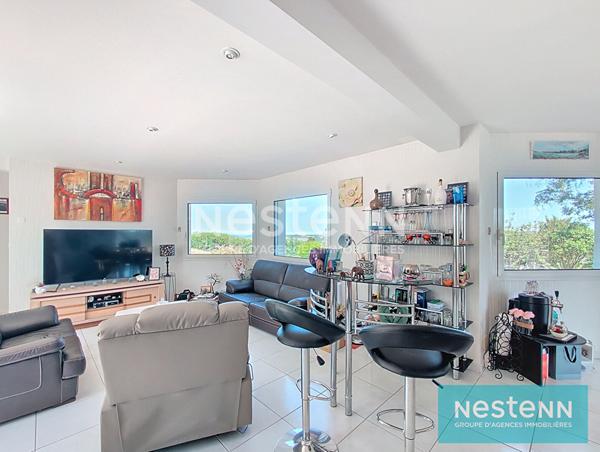 A vendre Maison d'Architecte avec piscine couverte et vue mer !