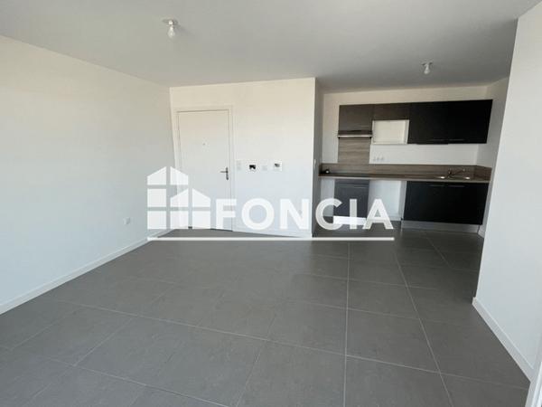 Location Appartement 3 pièces 56.8 m² - 171 AVENUE DES MINIMES Toulouse 31200