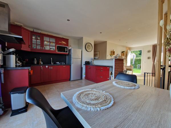 Crépy-en-Valois (60800) MAISON CONSTRUCTION 2012 DE 120 m² VIVABLE DE PLAIN-PIED