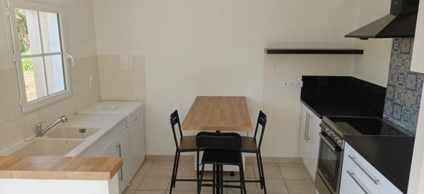 À vendre à Saint-Michel-Chef-Chef (44) : maison de plain pied 4 pièces avec 3 chambres et un garage