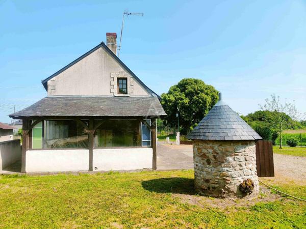 Longère restaurée avec charme, jardin et garage  Centre de Morannes