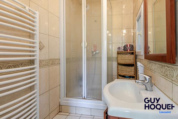 Maison à vendre à Lieusaint - 6 pièces, 4 chambres une au RDC !, garage