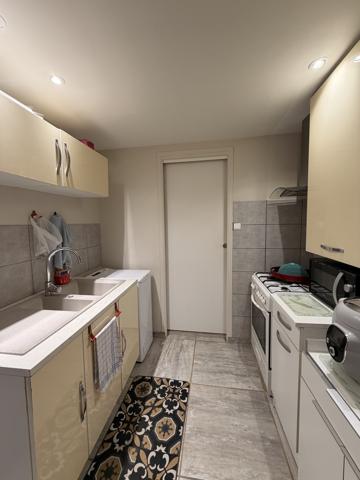 Maison
         7 pièces
        - 180 m² 343 915 € *