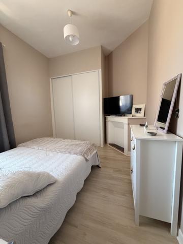 Maison
         7 pièces
        - 180 m² 343 915 € *