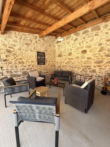 Maison
         7 pièces
        - 180 m² 343 915 € *