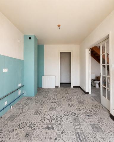 Maison
         7 pièces
        - 180 m² 343 915 € *