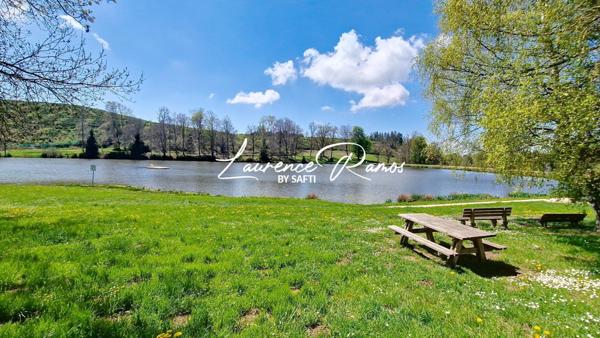 Charmante maison en pierre – Champagnat-le-Jeune (63580)