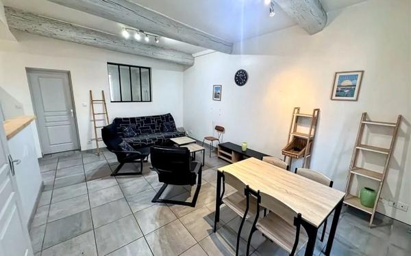 Appartement à vendre    2 pièces •  Nîmes