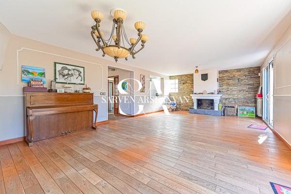 Maisons à vendre de 238 m2 à 6 minutes de la Gare RER D Maisons Alfort / Alfortville