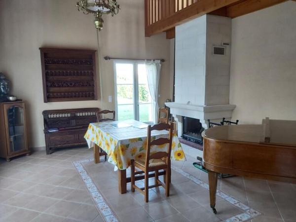 Maison
         5 pièces
        - 149 m² 276 900 € *
