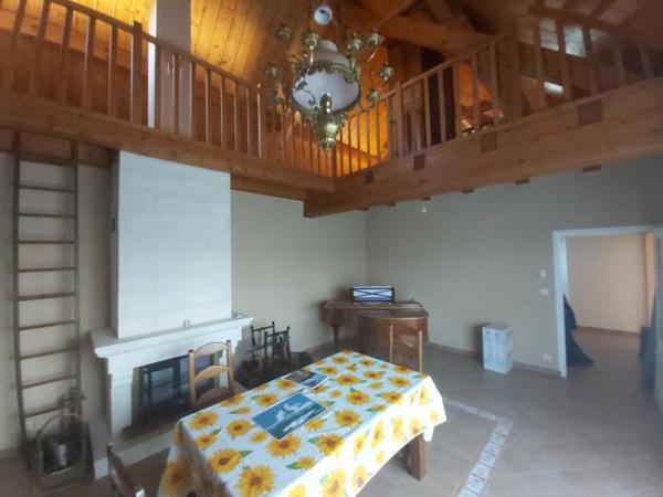 Maison
         5 pièces
        - 149 m² 276 900 € *