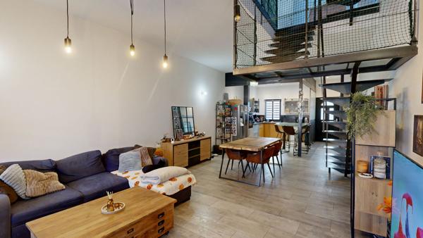 SALLÈLES-D'AUDE - APPARTEMENT LOFT EN TRIPLEX DE 134 M² - VENDU LOUÉ