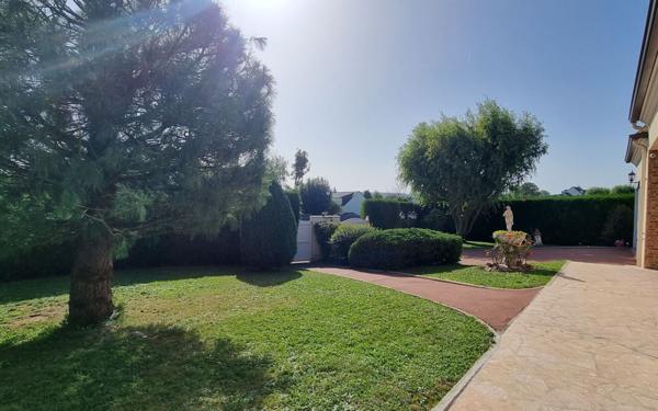 Maison à vendre    7 pièces •  Montsoult