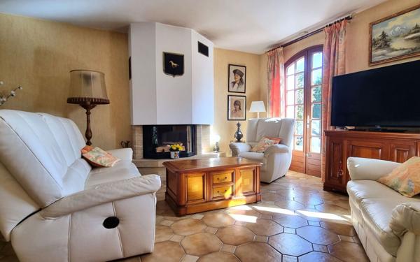 Maison à vendre    7 pièces •  Montsoult