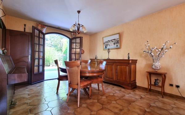 Maison à vendre    7 pièces •  Montsoult