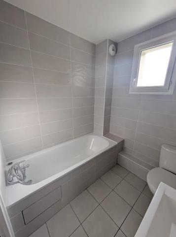 Saclay (91400) MAISON FAMILIALE - CENTRE SACLAY - Belle pièce de vie sur JARDIN - VIE de PLAIN PIED POSSIBLE - 4 Chambres - T