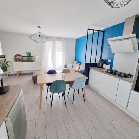 Saclay (91400) MAISON FAMILIALE - CENTRE SACLAY - Belle pièce de vie sur JARDIN - VIE de PLAIN PIED POSSIBLE - 4 Chambres - T