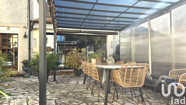 Maison à vendre 8 pièces 175 m² Ainay-le-Château