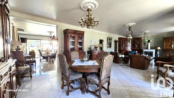 Maison à vendre 8 pièces 175 m² Ainay-le-Château