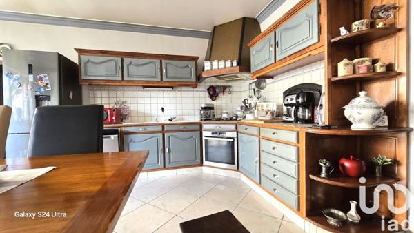 Maison à vendre 8 pièces 175 m² Ainay-le-Château