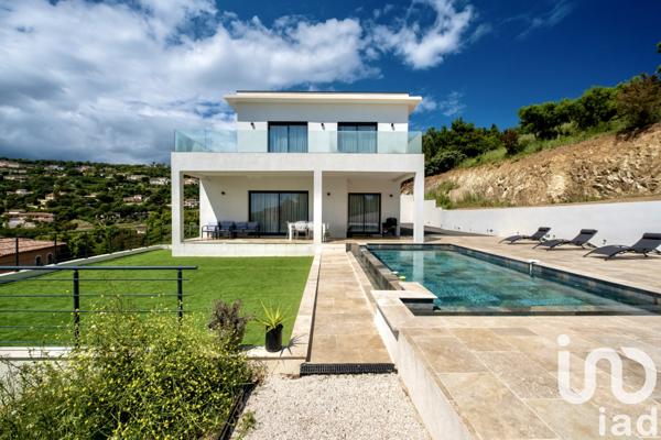 Maison à vendre 7 pièces 257 m² Sainte-Maxime