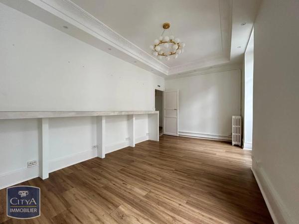 Local professionnel à louer