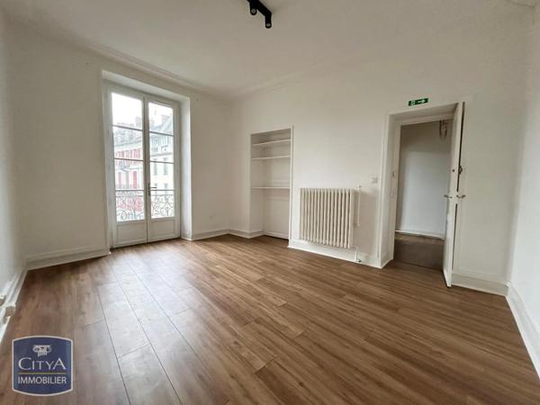 Local professionnel à louer