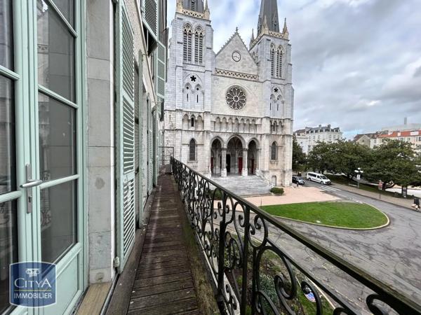 Local professionnel à louer