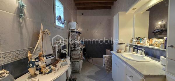 Maison d architecte de 221 m²