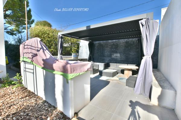 Marseille (13010) MARSEILLE 10EME, Quartier SAINT LOUP, Maison Familiale de 2021 de 270 m2, sa piscine chauffée, son jardin