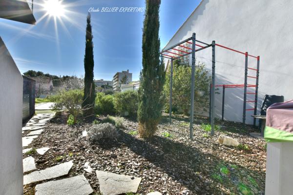 Marseille (13010) MARSEILLE 10EME, Quartier SAINT LOUP, Maison Familiale de 2021 de 270 m2, sa piscine chauffée, son jardin