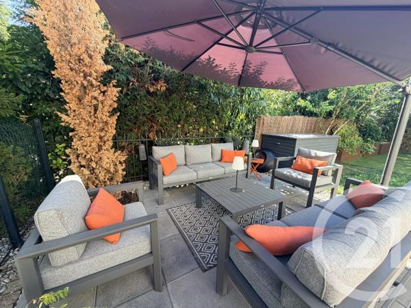 Appartement F8 à vendre  8 pièces - 137,27 m 2   VOIRON  - 38