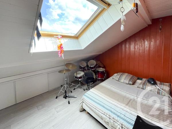 Appartement F8 à vendre  8 pièces - 137,27 m 2   VOIRON  - 38