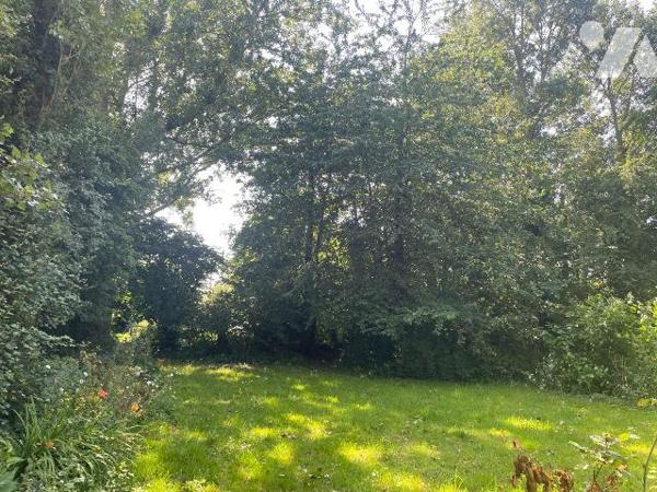 A VENDRE à BAILLEUL dans le nord (59) : CORPS DE FERME EN CAMPAGNE A RENOVER AVEC GARAGE de 20m...