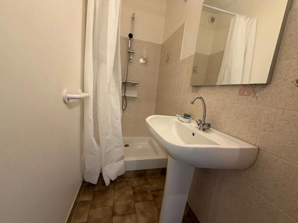 Maison à louer 6 pièces TIERCE (49)