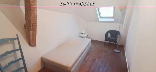 Dpt Sarthe (72), à vendre LA CHARTRE SUR LE LOIR maison 5/6 chambres BORD DE LOIR terrain de 275m²