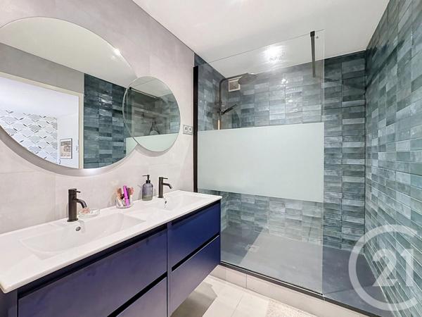 Appartement F5 à vendre  5 pièces - 109,95 m 2   CALUIRE ET CUIRE  - 69