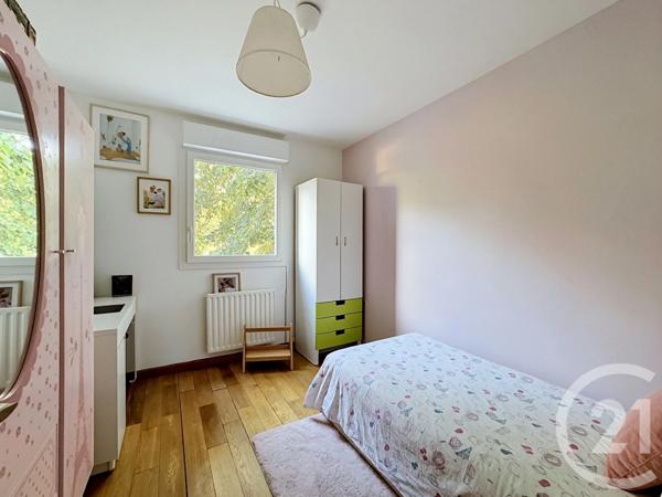 Appartement F5 à vendre  5 pièces - 109,95 m 2   CALUIRE ET CUIRE  - 69