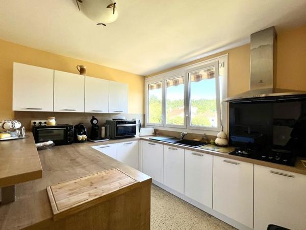 Maison à vendre |  Trélissac |  5 pièces | 135 m²