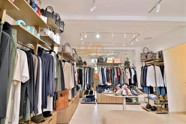 Fonds de Commerce - Prêt à Porter, Equipement à la Personne