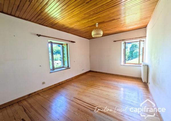 Authentique ferme du Vercors rénovée de 164m² avec 200m² de dépendances et terrain arboré - Saint Martin en Vercors (26420)