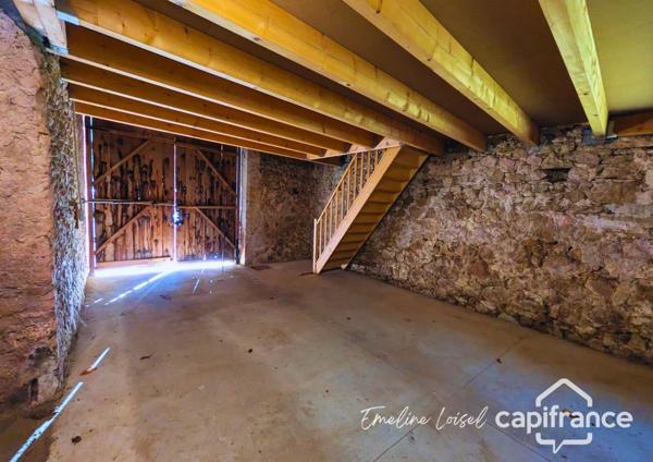 Authentique ferme du Vercors rénovée de 164m² avec 200m² de dépendances et terrain arboré - Saint Martin en Vercors (26420)