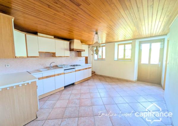 Authentique ferme du Vercors rénovée de 164m² avec 200m² de dépendances et terrain arboré - Saint Martin en Vercors (26420)