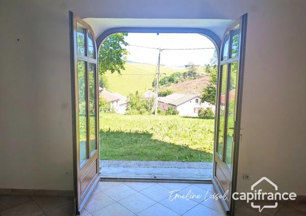 Authentique ferme du Vercors rénovée de 164m² avec 200m² de dépendances et terrain arboré - Saint Martin en Vercors (26420)