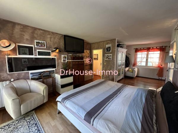 Maison à vendre 4 pièces de 181 m²
