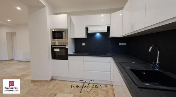 Maison de ville  5 chambres entièrement rénovée Pezens  132 m2 + Remise 30m2