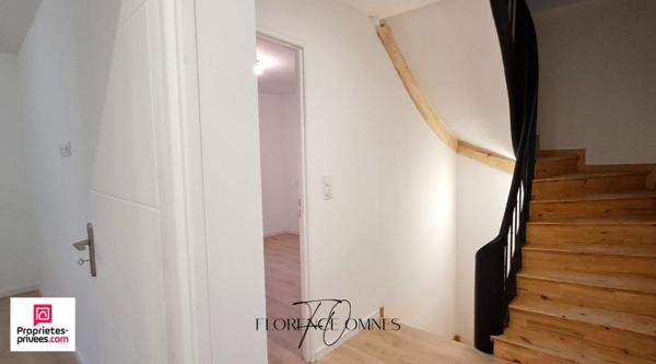 Maison de ville  5 chambres entièrement rénovée Pezens  132 m2 + Remise 30m2