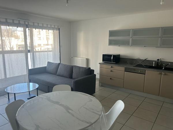 APPARTEMENT T2 MEUBLE